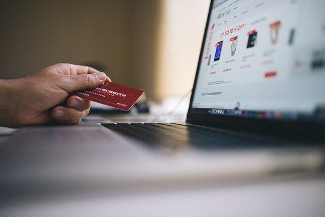 Alojamiento web para tiendas online: ¿Cuál es el mejor hosting para eCommerce? 2 Hostingverso comprar contratar Hosting Alojamiento Web Dominios alojamiento web para tiendas online cual es el mejor hosting para ecommerce 2 Hosting Alojamiento Web